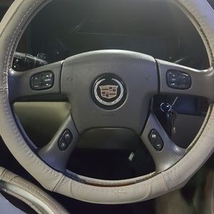 🛍NWT genuine leather beige steering wheel cover